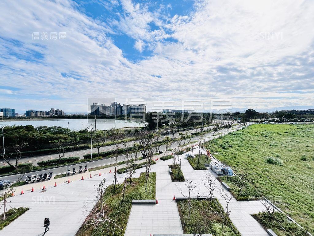 家田富筑埤塘景觀四房車位房屋室內格局與周邊環境