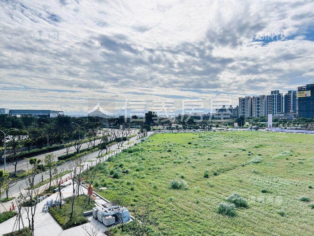 家田富筑埤塘景觀四房車位房屋室內格局與周邊環境