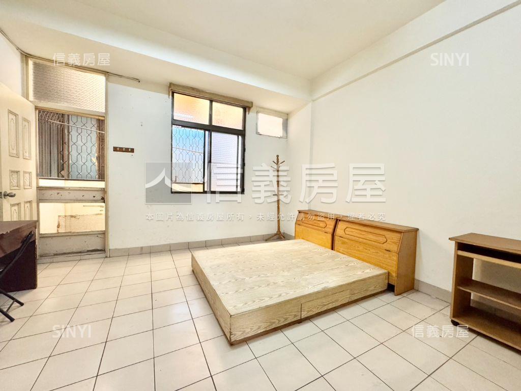 【中華商圈】朝南旺財店住房屋室內格局與周邊環境