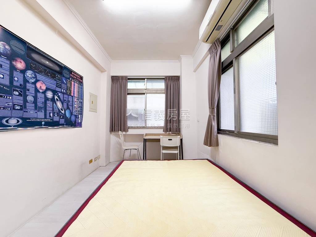 近駁二藝術特區燙金店面房屋室內格局與周邊環境
