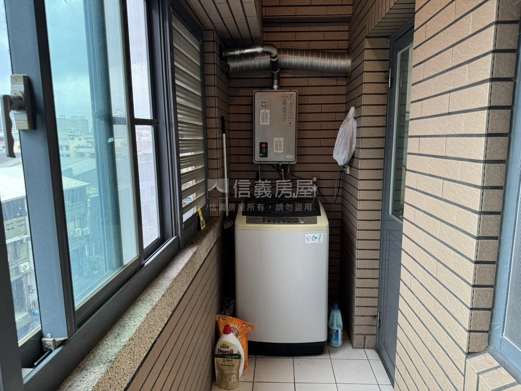 崇倫國中旁震後藏韻三房房屋室內格局與周邊環境