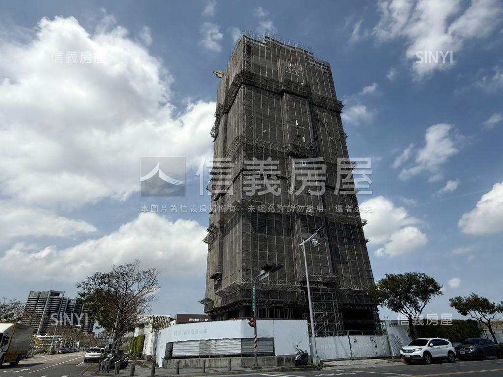 林鼎樸御四房雙平面車位讚房屋室內格局與周邊環境