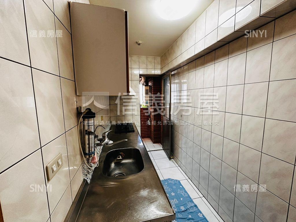 ⭐長江華廈兩房大空間⭐房屋室內格局與周邊環境