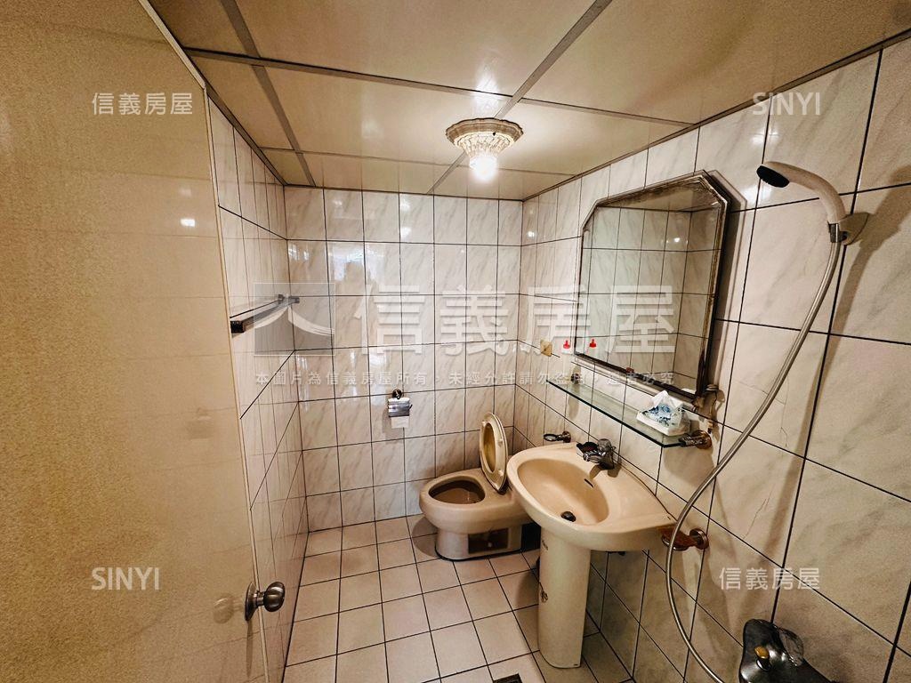 ⭐長江華廈兩房大空間⭐房屋室內格局與周邊環境