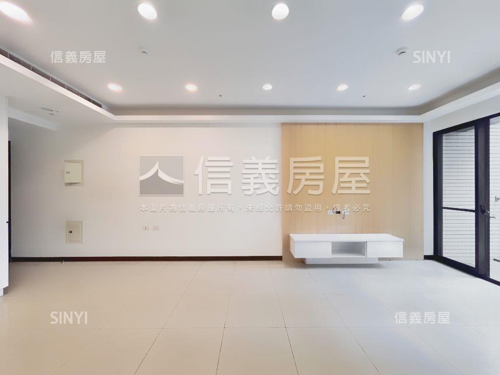 【稀有釋出】新世紀大兩房房屋室內格局與周邊環境