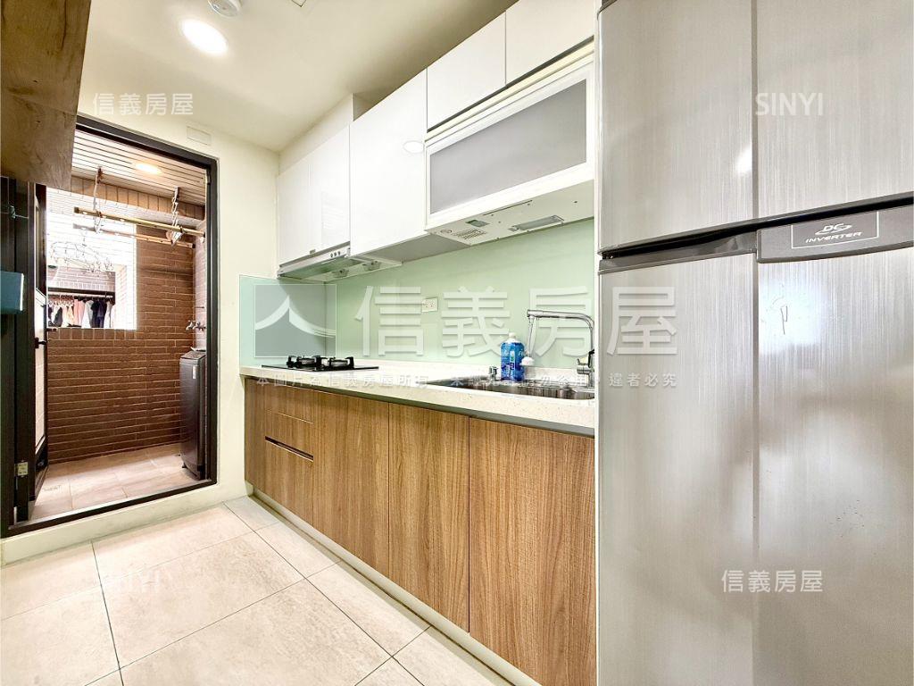 致富時上高樓２房平車房屋室內格局與周邊環境
