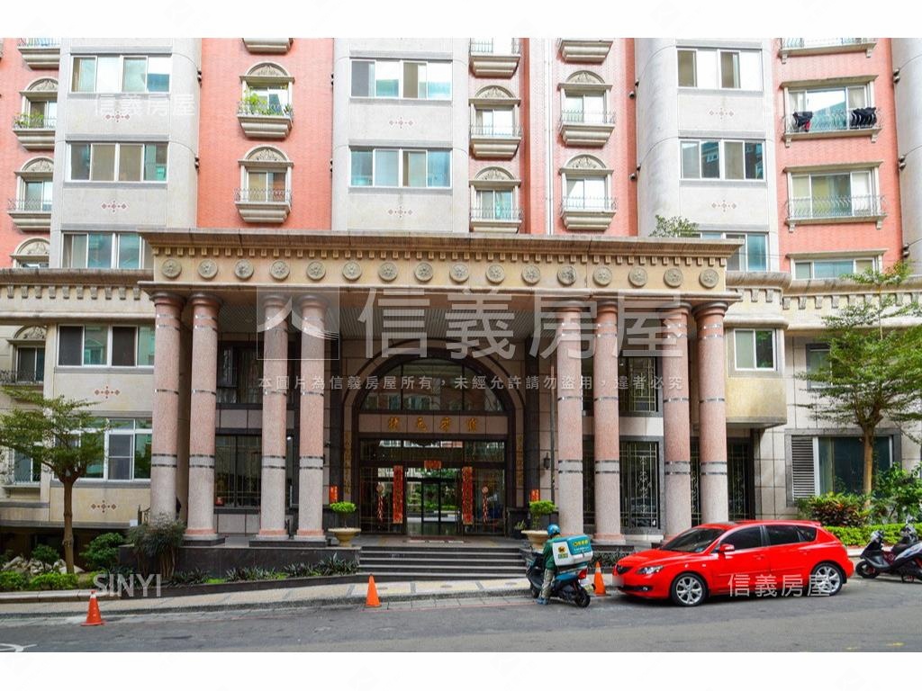 狀元帝寶美麗三房車位房屋室內格局與周邊環境