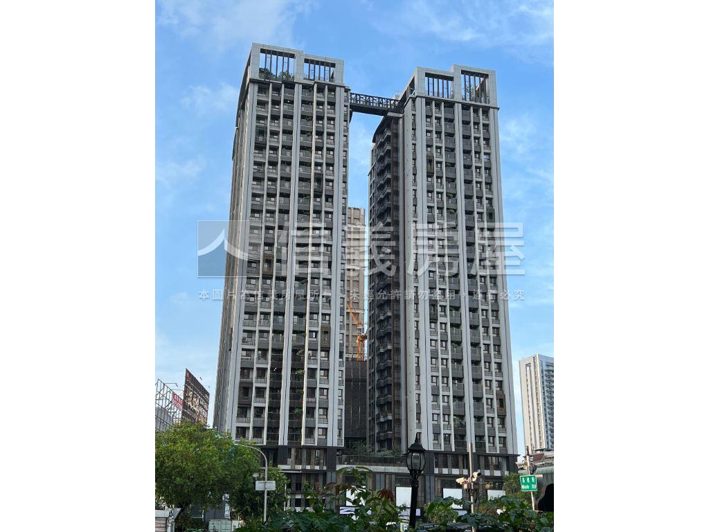 文心１號兩房平車房屋室內格局與周邊環境