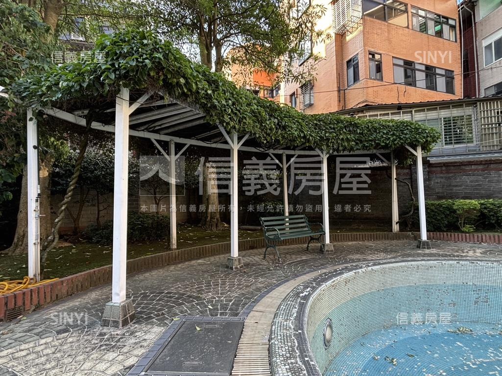 華崗文化景觀小套房房屋室內格局與周邊環境