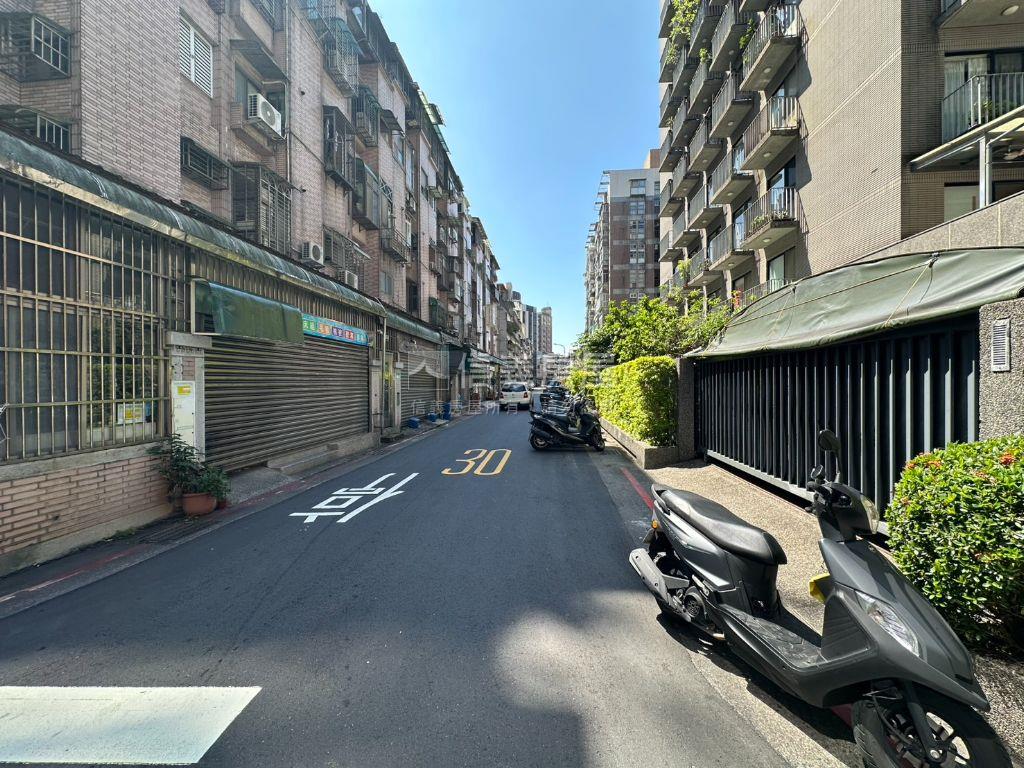 東湖安康發財超值屋房屋室內格局與周邊環境