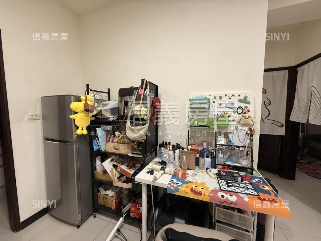 專任、先看這間超級比佛利房屋室內格局與周邊環境