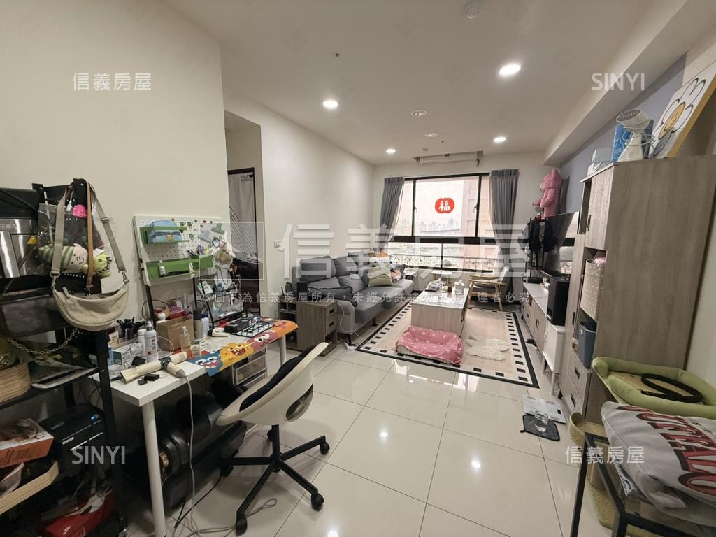 專任、先看這間超級比佛利房屋室內格局與周邊環境