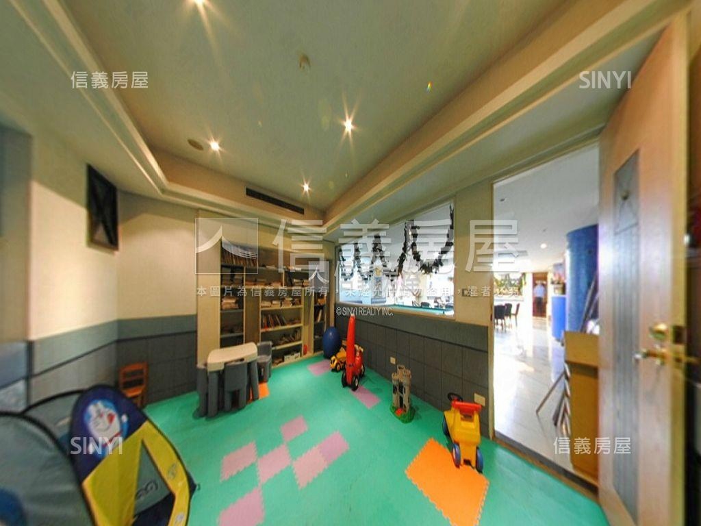 羅曼羅蘭高樓四房平面車房屋室內格局與周邊環境