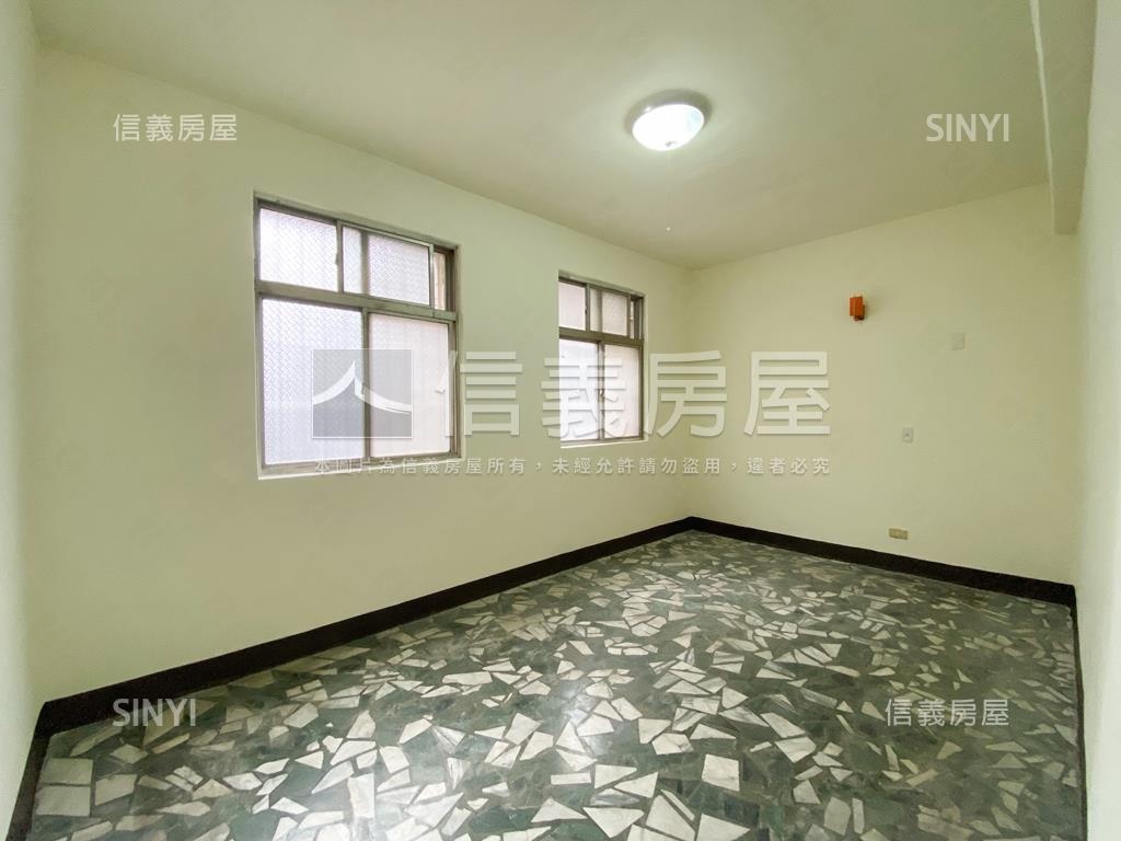 三面採光三房寓邸房屋室內格局與周邊環境