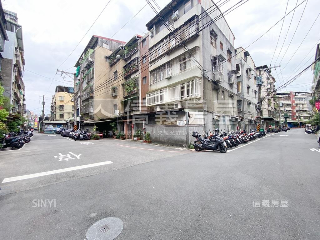 三面採光三房寓邸房屋室內格局與周邊環境