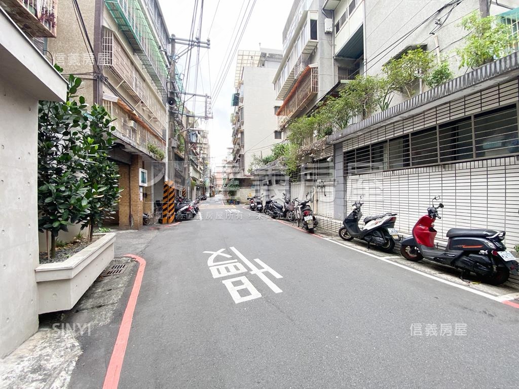 三面採光●三房寓邸房屋室內格局與周邊環境