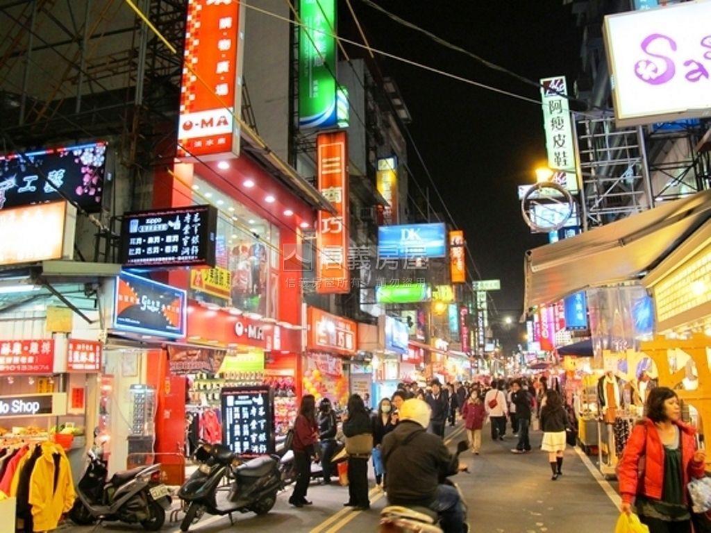 原德路人潮金店透天房屋室內格局與周邊環境