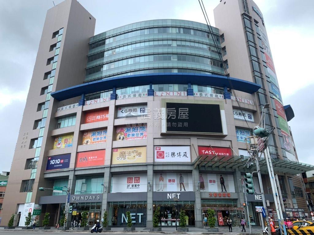 原德路人潮金店透天房屋室內格局與周邊環境