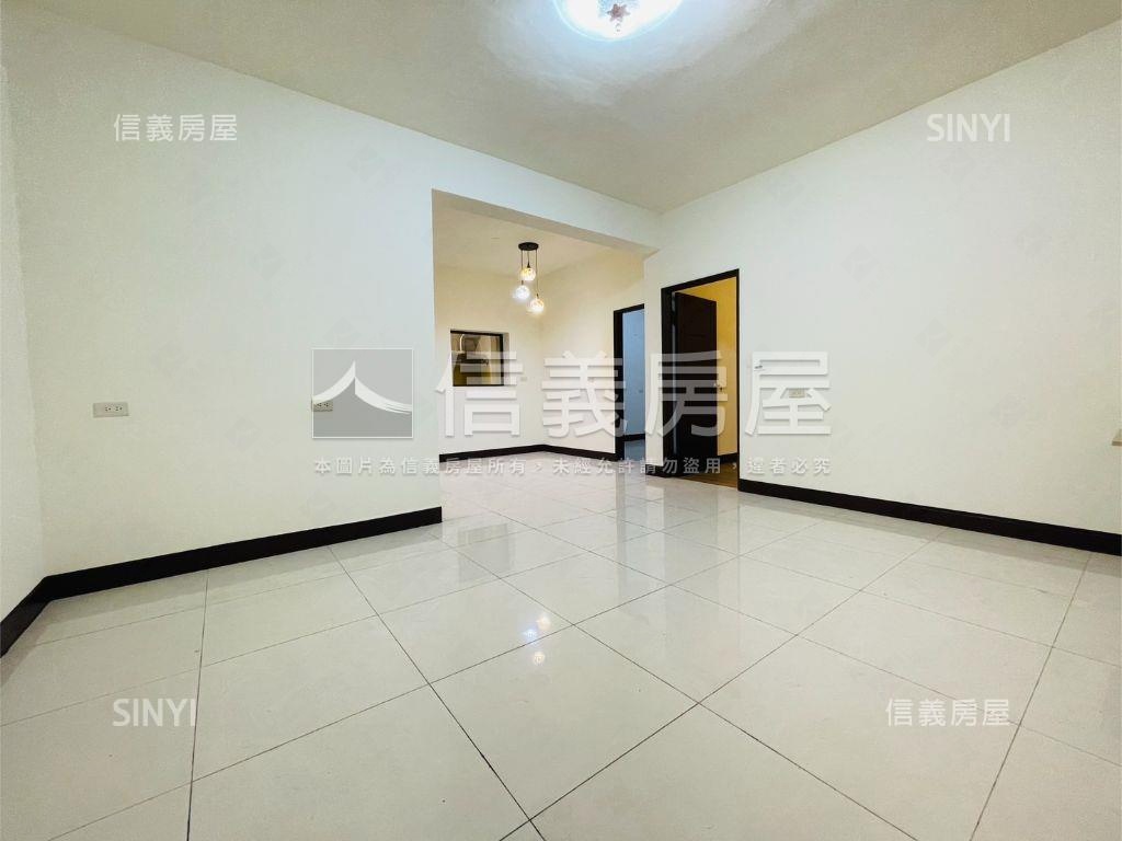 近衛武營美三房公寓一樓房屋室內格局與周邊環境