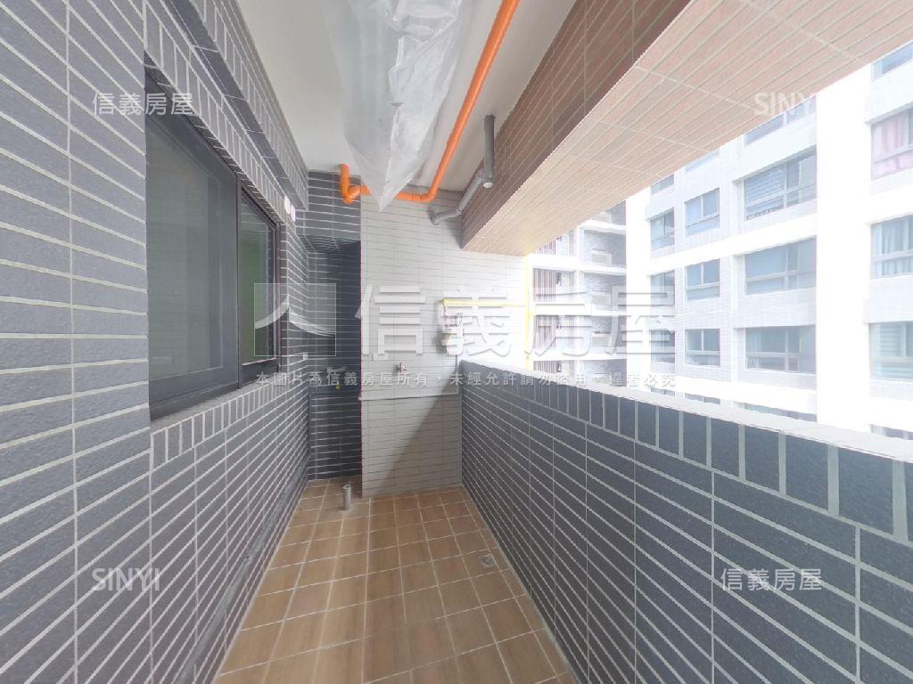 詠遇視野３房房屋室內格局與周邊環境