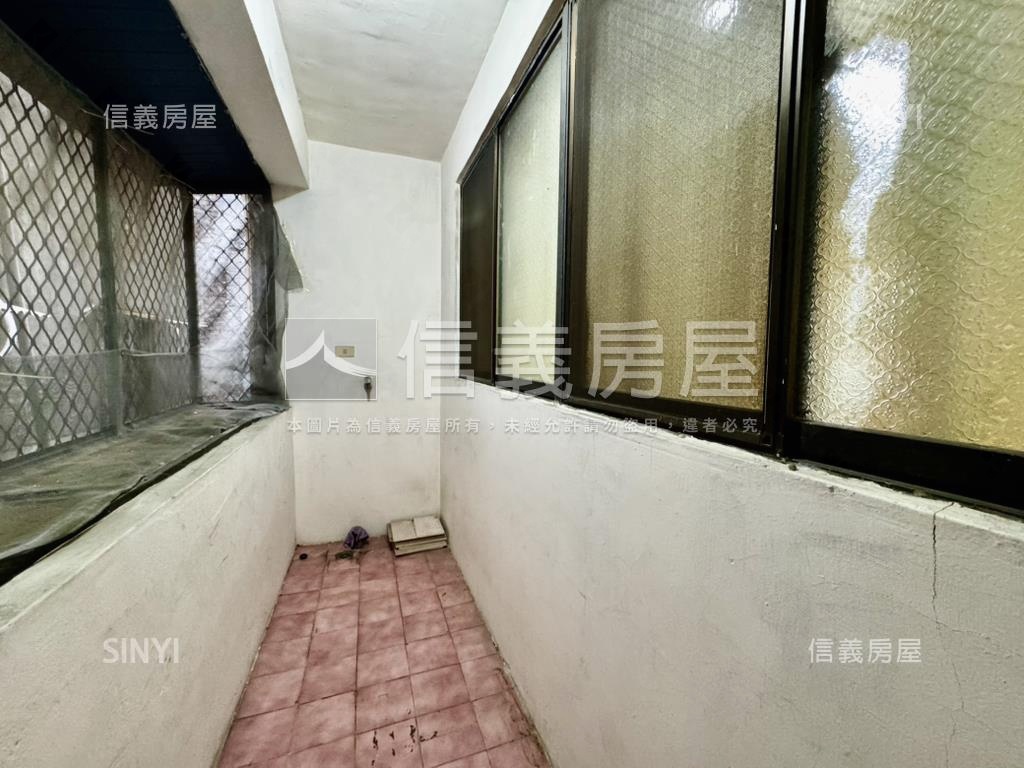 近民權公園一層一戶三房房屋室內格局與周邊環境