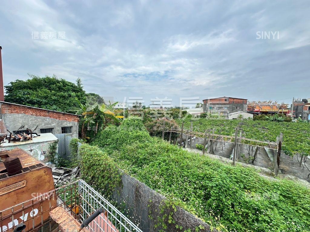 溪湖交流道旁土地１２３房屋室內格局與周邊環境
