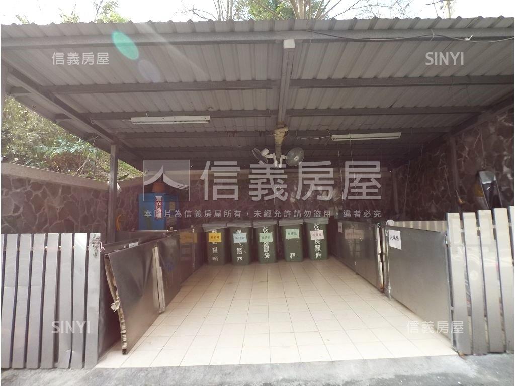 觀星台北電梯兩房房屋室內格局與周邊環境