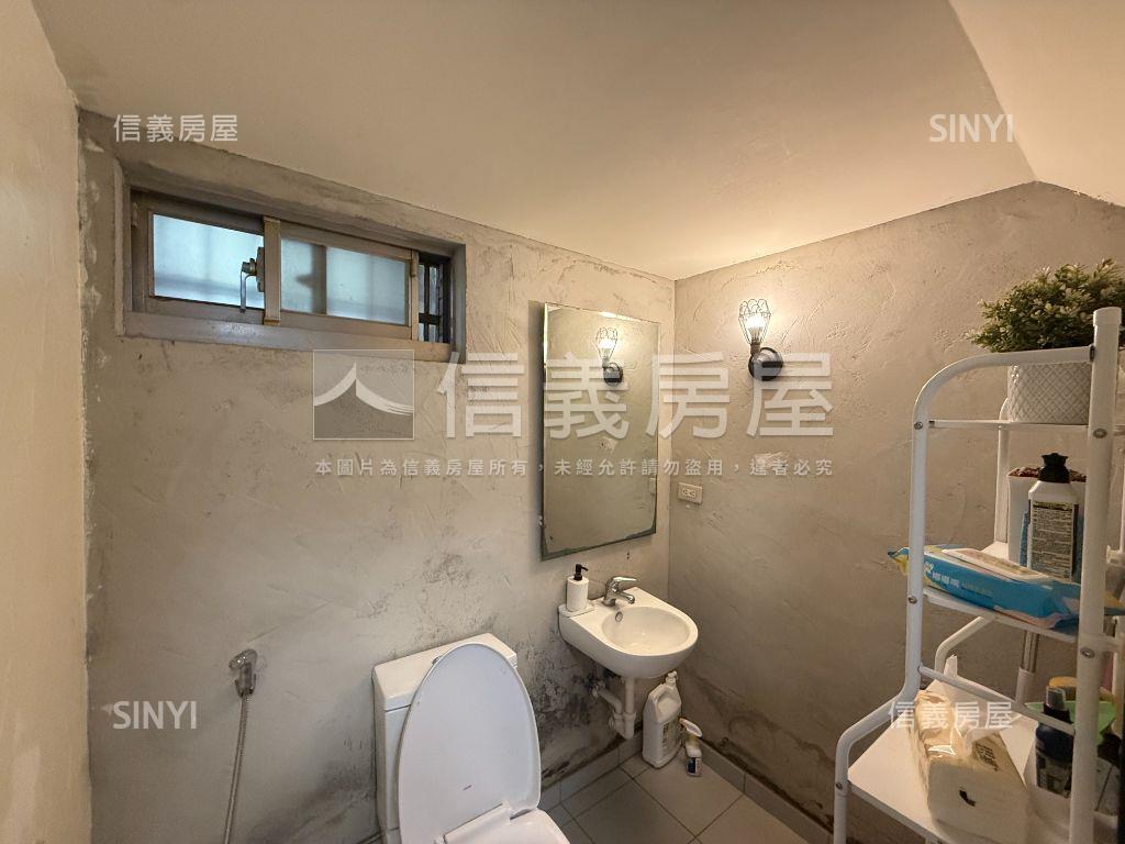 健行科大金雞母店面房屋室內格局與周邊環境