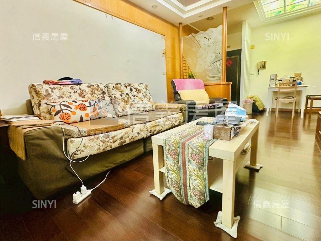 麗景豪門河景三房房屋室內格局與周邊環境