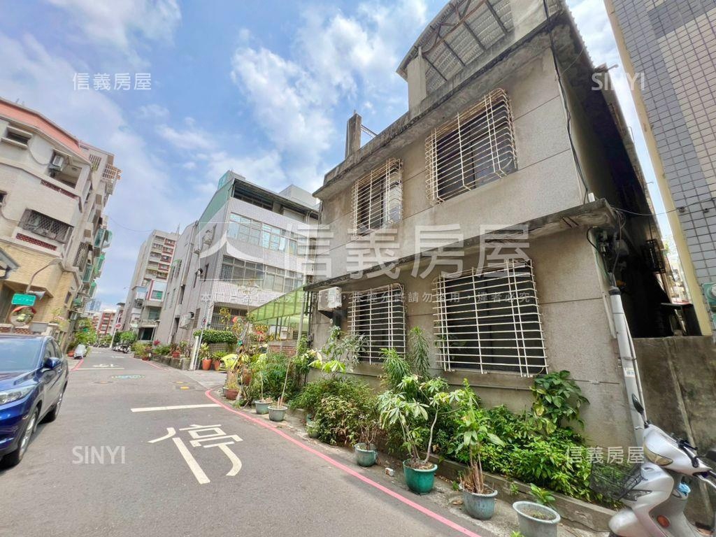 前鎮台鋁邊間大地坪透天房屋室內格局與周邊環境