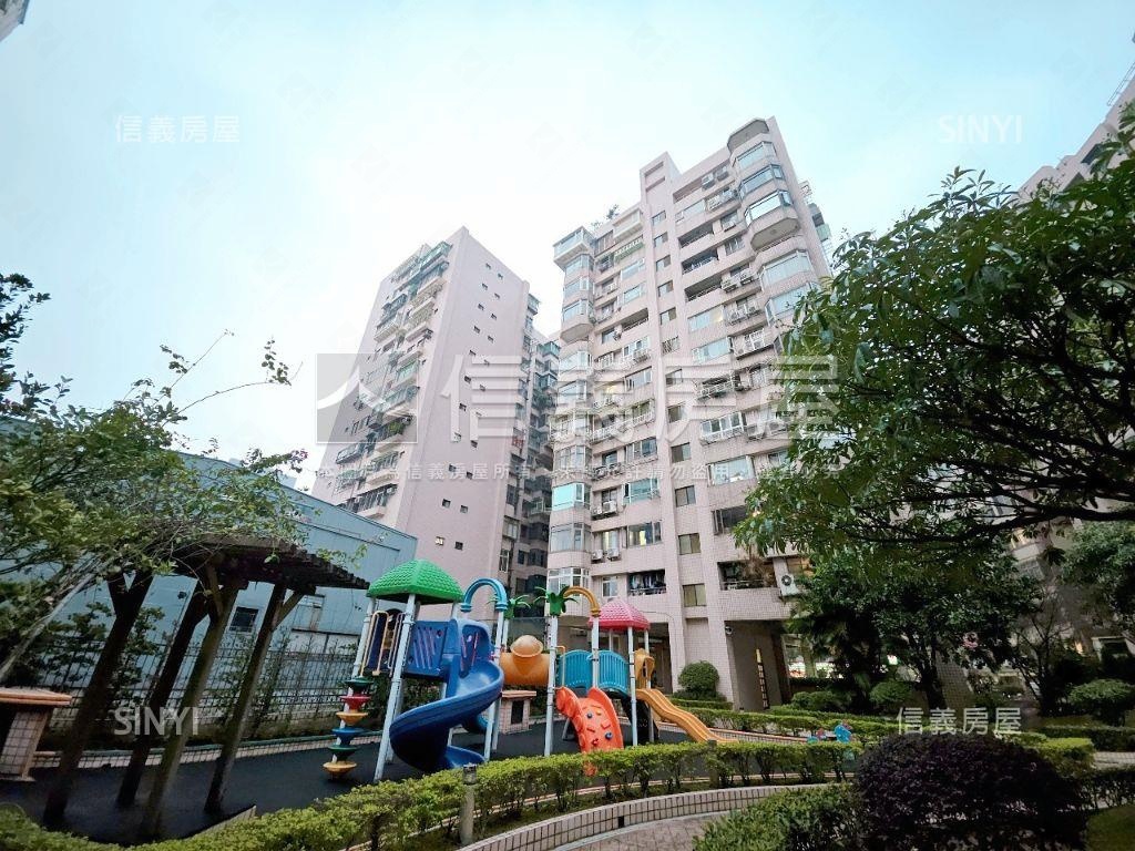 專任精華地點麗都３房房屋室內格局與周邊環境