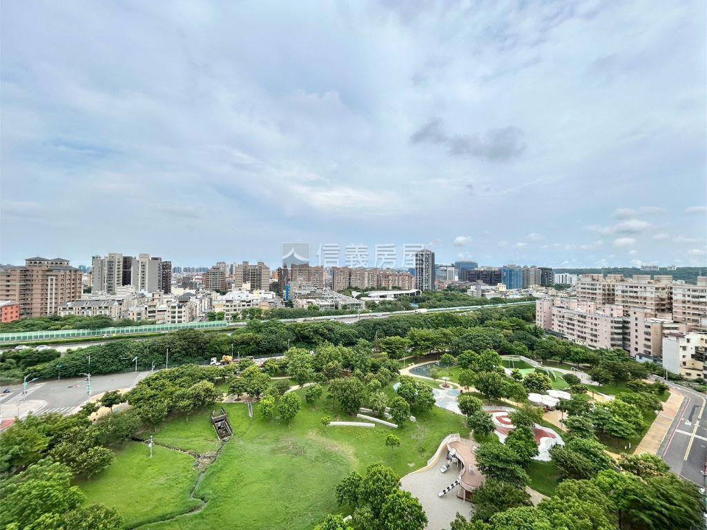 專任公園視野靚公園３房房屋室內格局與周邊環境