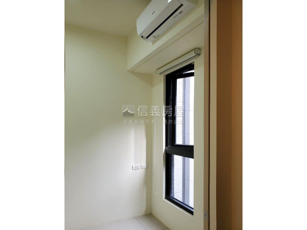 【綠意】信義之森。精品宅房屋室內格局與周邊環境