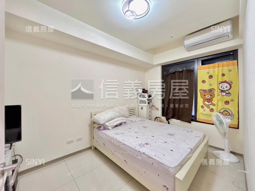 潤隆兩房露臺戶誠意出售房屋室內格局與周邊環境