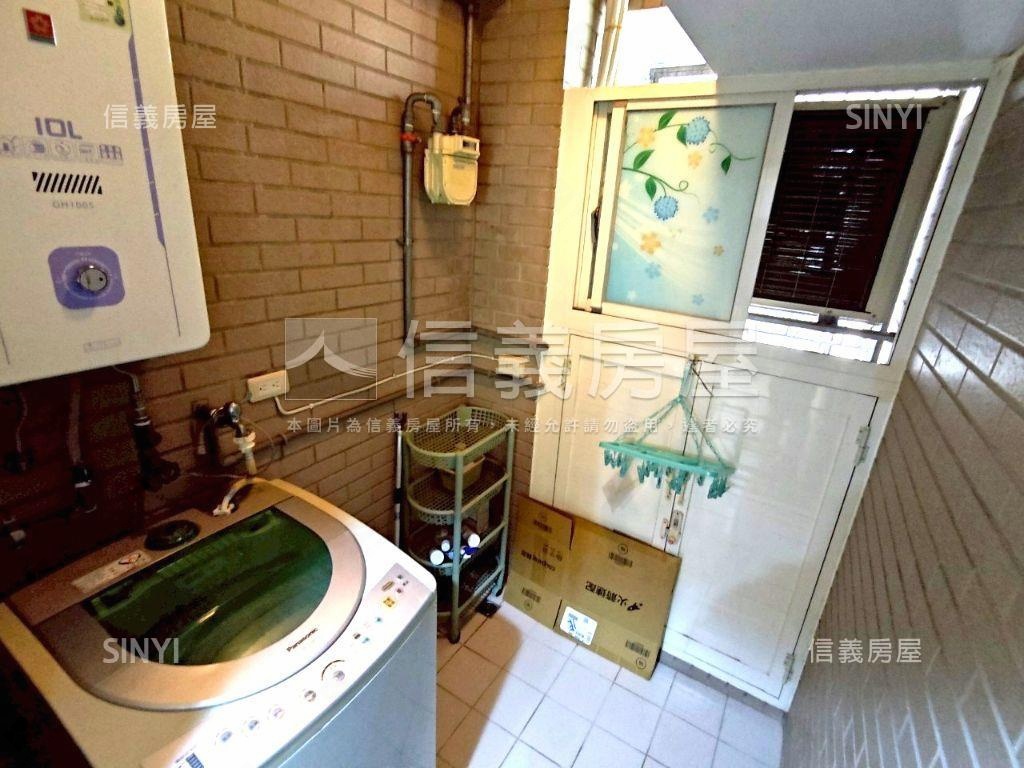 夏綠蒂２房房屋室內格局與周邊環境