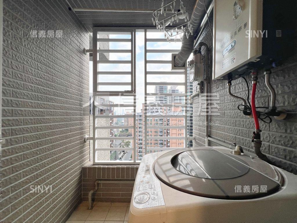 美術館️採光景觀兩房房屋室內格局與周邊環境