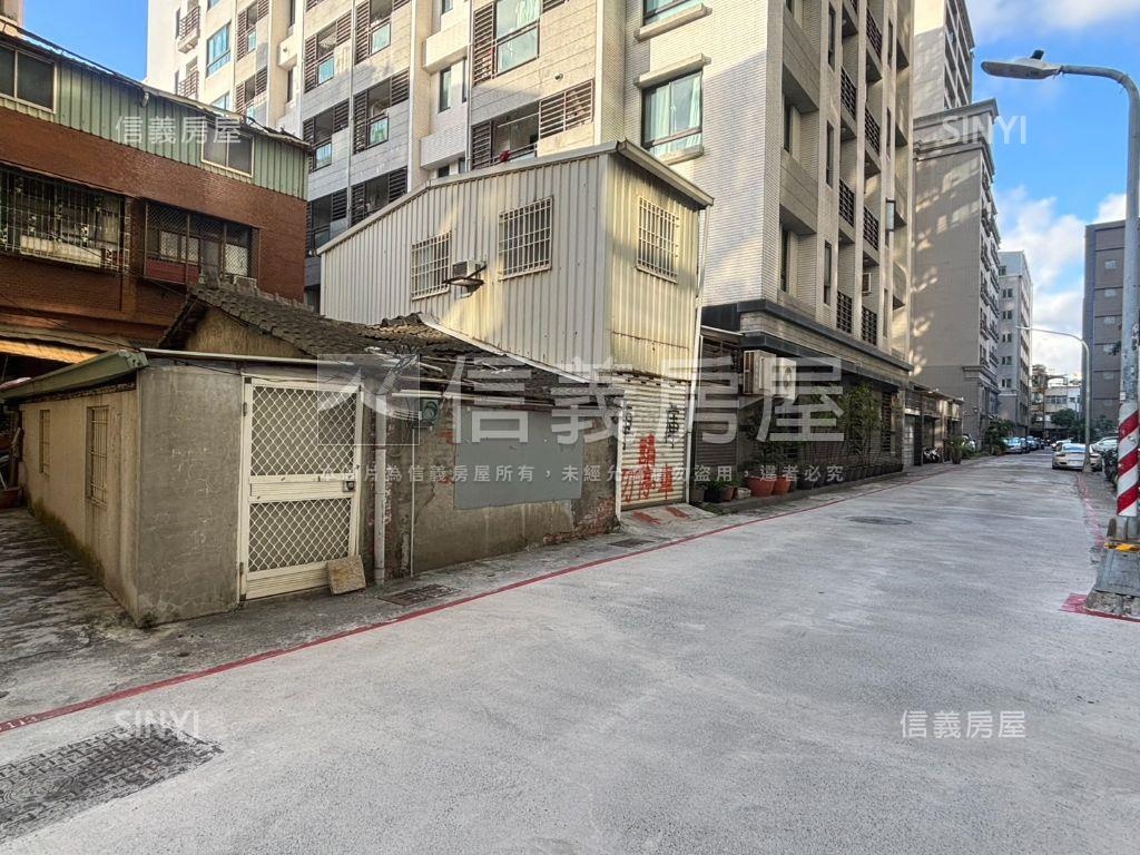 獨售成功段商五方正土地房屋室內格局與周邊環境