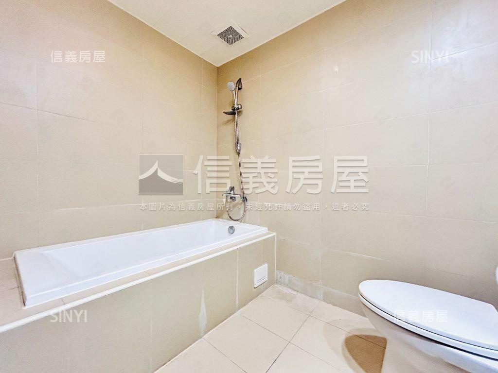 青埔◎鋒橋淳光三房高樓層房屋室內格局與周邊環境