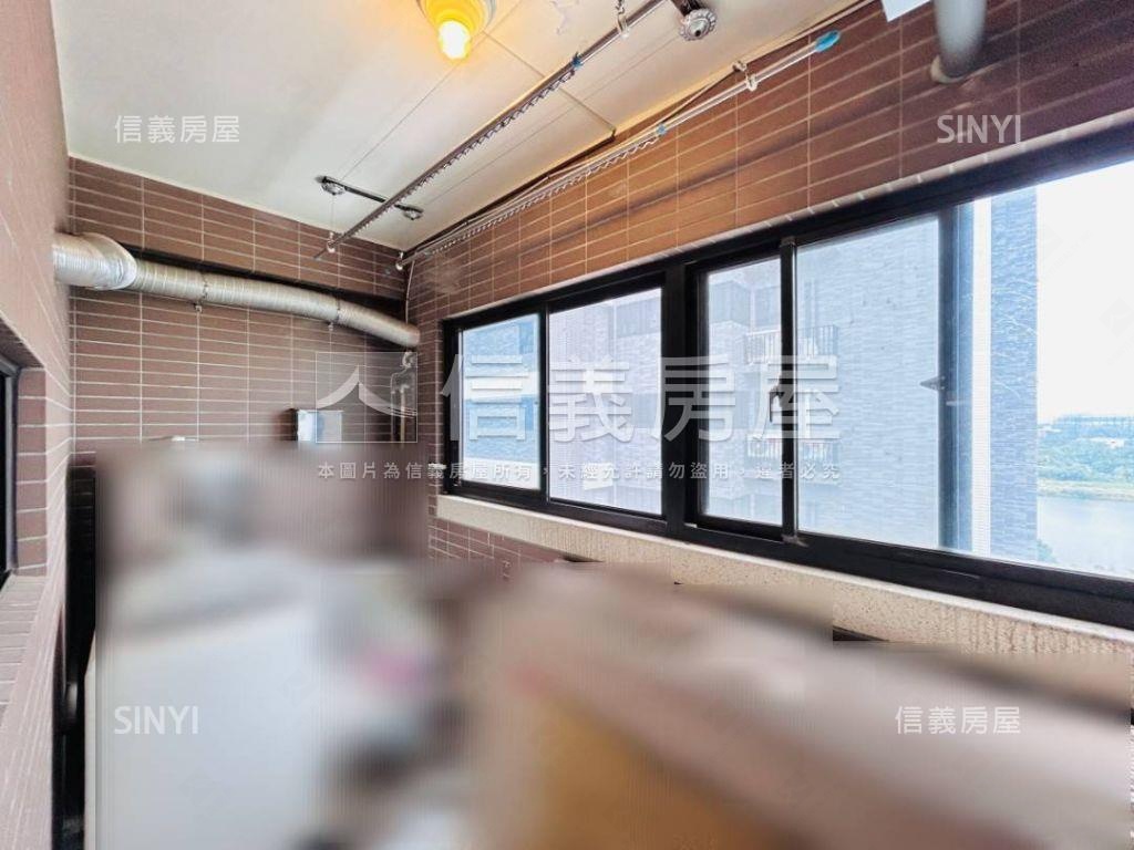 青埔◎鋒橋淳光三房高樓層房屋室內格局與周邊環境