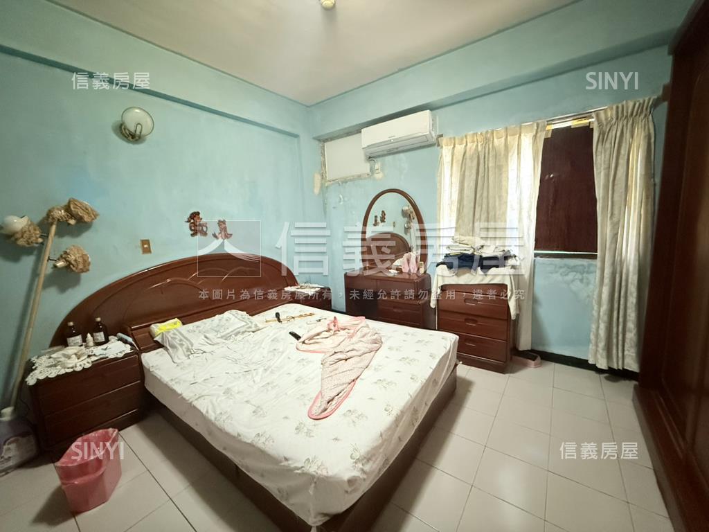 尊南街陽台出入三房房屋室內格局與周邊環境