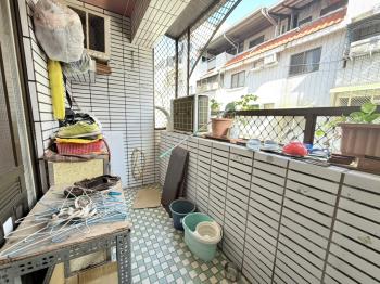 尊南街陽台出入三房