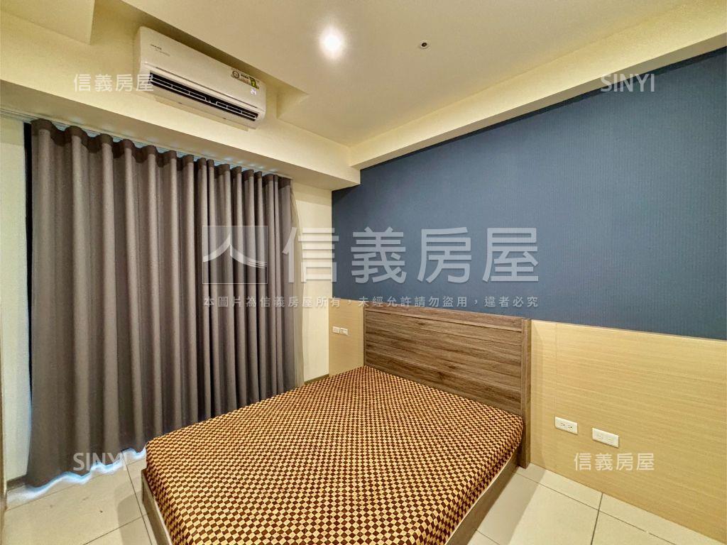 鳳凰冠３房高樓平移車位房屋室內格局與周邊環境