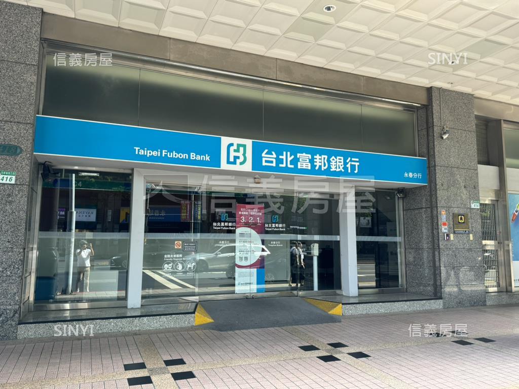 信義區百貨金店面房屋室內格局與周邊環境