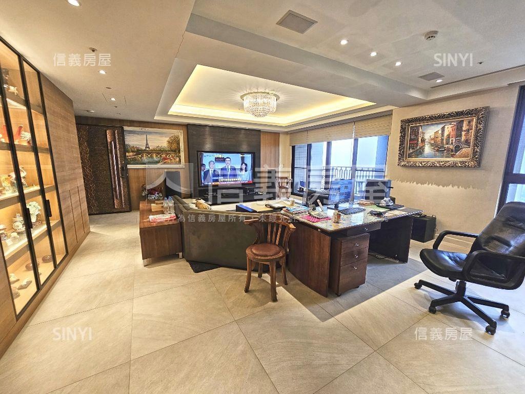 霸氣鳥瞰天下景首席再現房屋室內格局與周邊環境