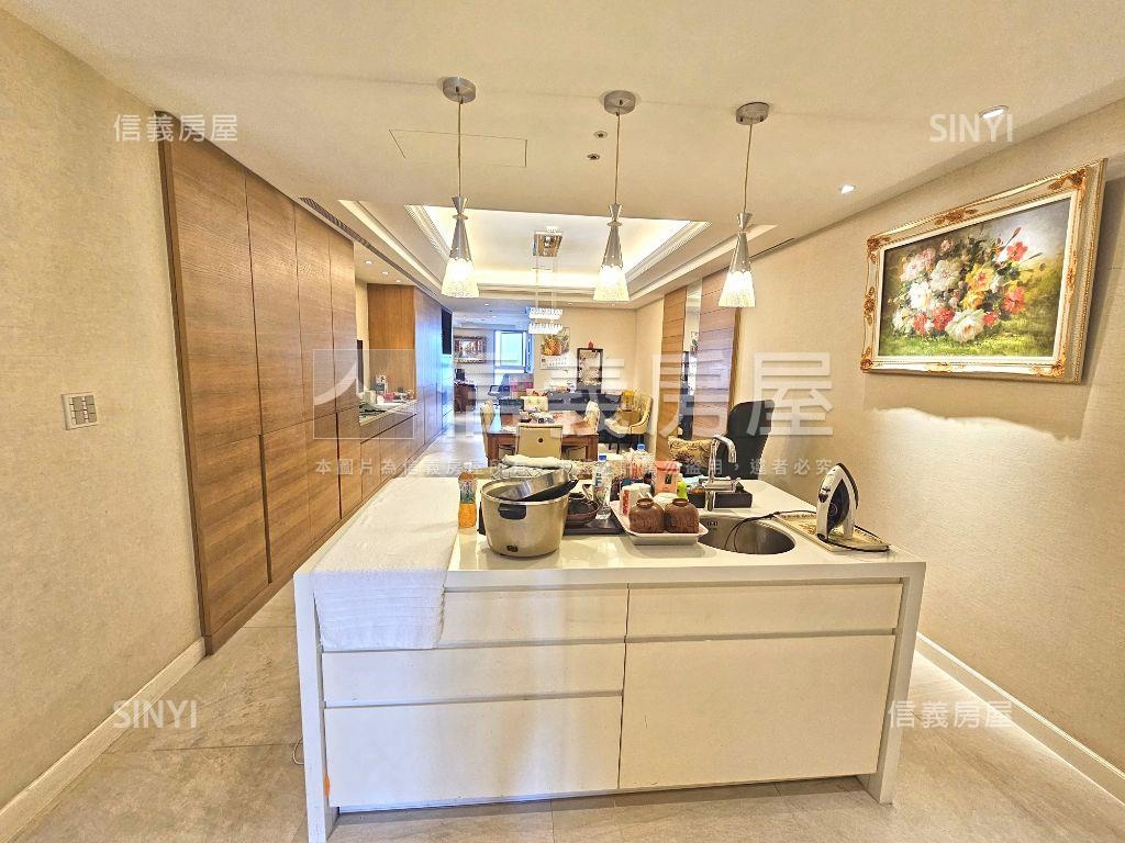 霸氣鳥瞰天下景首席再現房屋室內格局與周邊環境