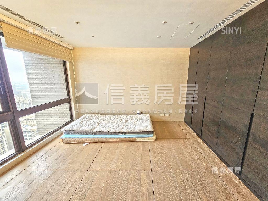 霸氣鳥瞰天下景首席再現房屋室內格局與周邊環境