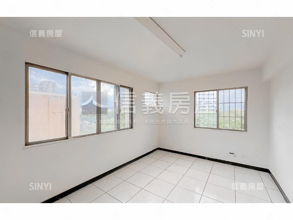 中央公園邊間三面採光透天房屋室內格局與周邊環境