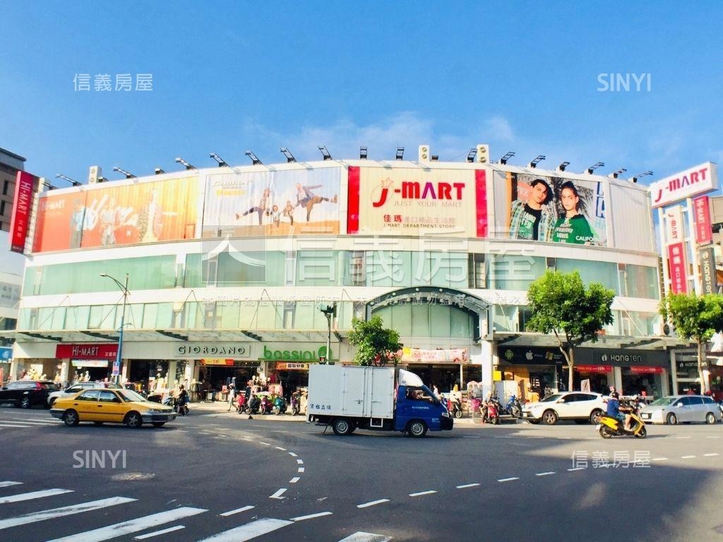 蘆洲長安街四房坡平車位房屋室內格局與周邊環境