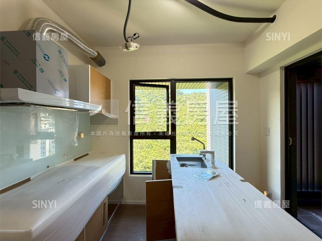 景安森活文匯兩房車位房屋室內格局與周邊環境