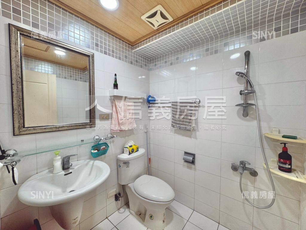 生態園區典雅三房平移車位房屋室內格局與周邊環境